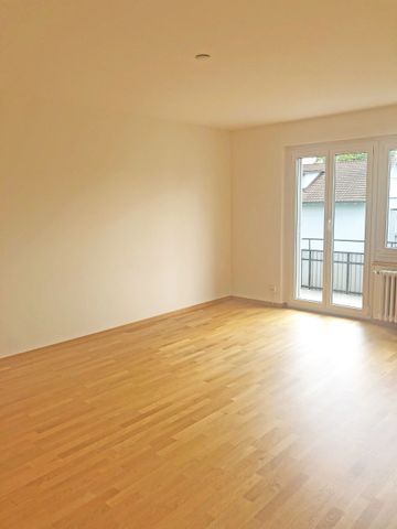 Grosszügige Wohnung an begrünter Lage in Zürich-Höngg - Photo 4