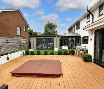 Wyken Grove, St. Helens, WA11 - Photo 2