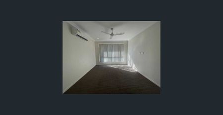 Great family home in Mount Low - Photo 4