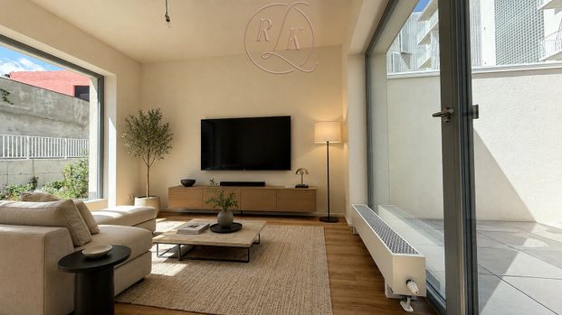 Pronájem bytu 2+kk 57 m² - Photo 1
