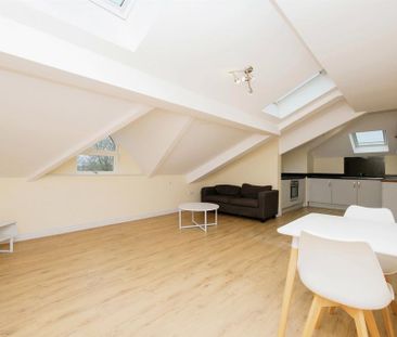 2 bedroom apartment to rent - Photo 6