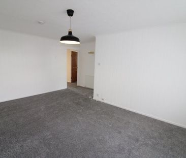 Raillies Avenue, Largs - Photo 2