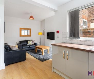 4 bedroom terraced house to rent - Photo 3