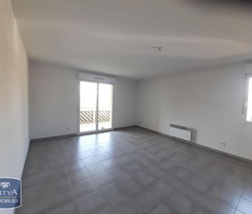 Location Appartement 3 pièces 66m² PENNE D AGENAIS 47140 - Photo 2