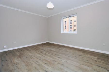2Bedrooms, 1Bathrooms - Photo 2