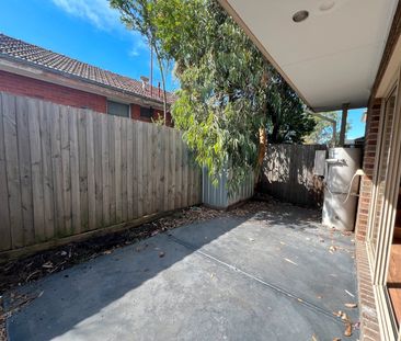 1/44 Boldrewood Parade, Reservoir VIC 3073 - Photo 4