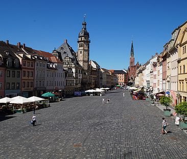 großzügige 3-Zi-Maisonette-Whg mit BALKON direkt am Markt - Photo 4