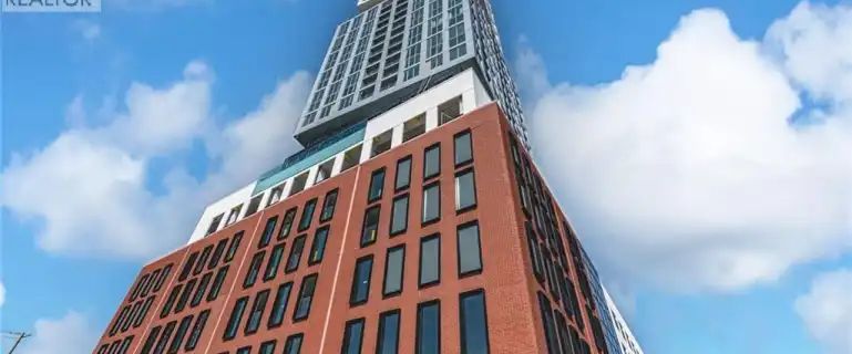 39 MARY Street Unit# 1001 | 39 MARY Street Unit# 1001, Barrie - Photo 1