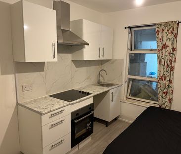 Studio Flat, Grainger Road, N22 - Photo 2