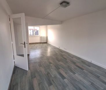 Appartement T4 en centre ville avec balcon - Photo 3