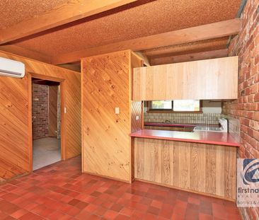 NEAT 2 BEDROOM UNIT - Photo 4