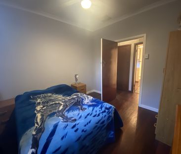 Furnished Family Home In Northam - Photo 1