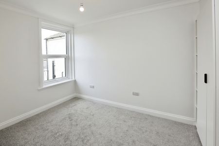 Woodstock Road, Gosport - Photo 4