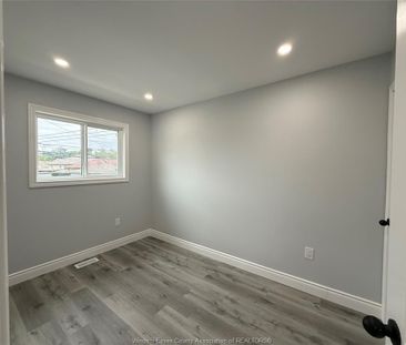 For Lease - 1904 BUCKINGHAM Drive Unit# 2, Windsor, Ontario - Photo 4