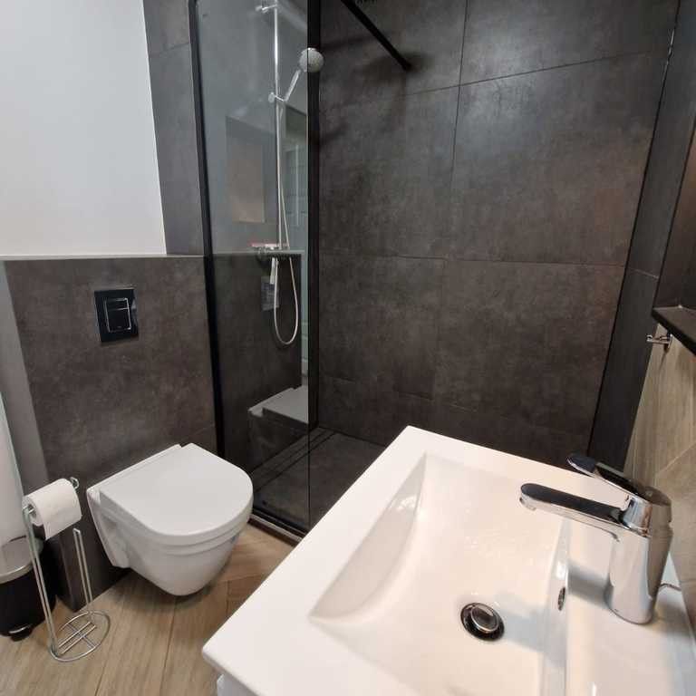 Apartament z dwoma tarasami i miejscem parkingowym - Photo 1