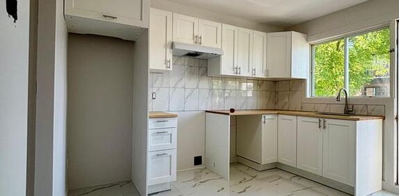 Superbe 3.5 Complètement Rénové - Photo 2