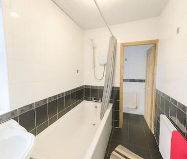 Simonside Terrace, Heaton, Newcastle upon Tyne NE6 5DS - Photo 5