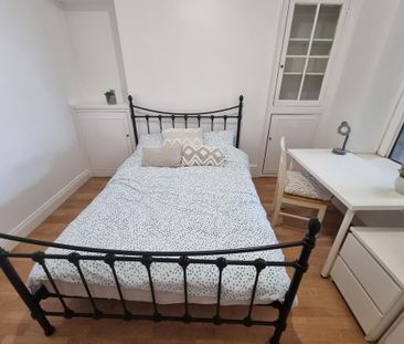 1 bedroom in a house share to rent - Photo 2
