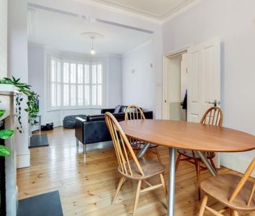 Room in a Shared House, Scawen Road, SE8 - Photo 1