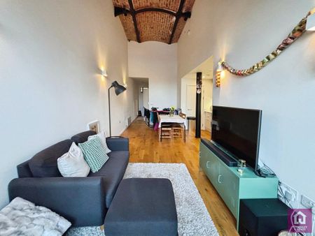 1 bedroom flat to rent - Photo 2