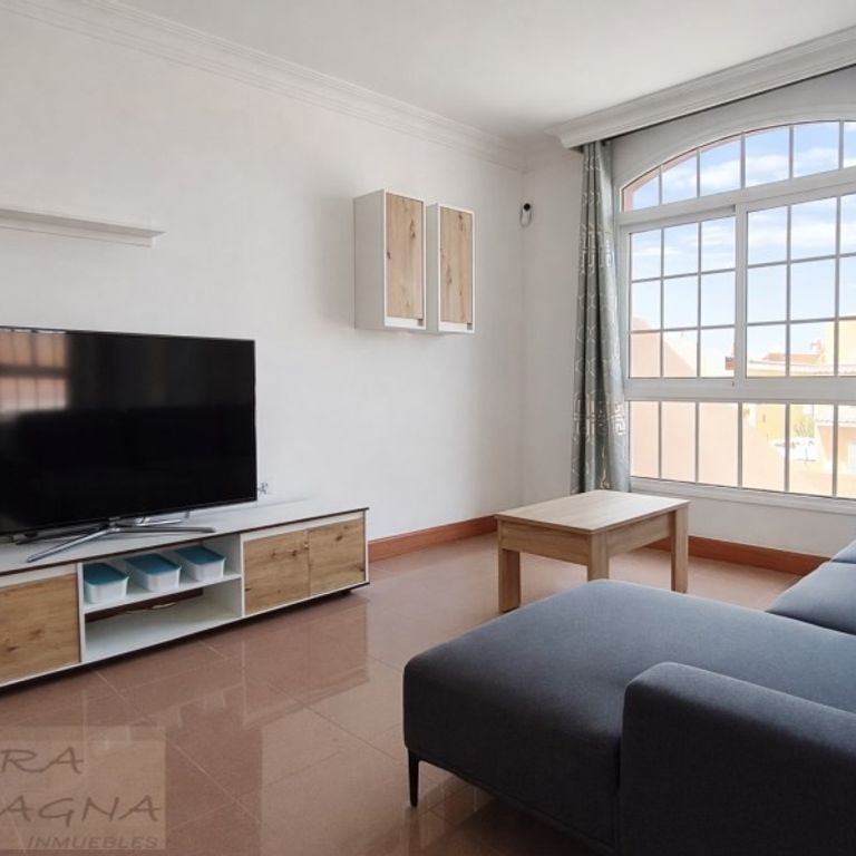 Luxury Villa for rent in Adeje, Spain - Foto 1