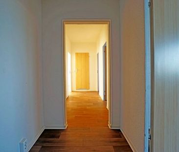 Großzügige 4-Zimmer-Wohnung mit Balkon in ruhiger, grüner Lage - Photo 1