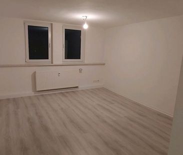 Moderne 3 Raum Wohnung - Photo 1