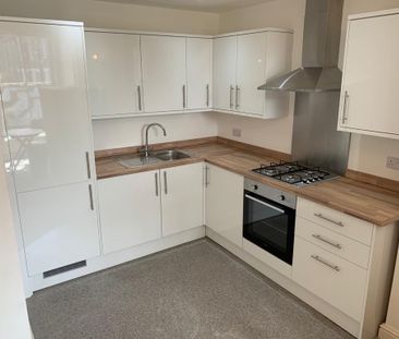2 Bed Flat, Oakwood Lane, LS8 - Photo 1
