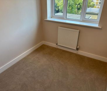 4 bedroom detached house to rent - Photo 1