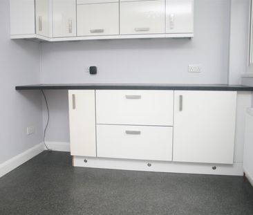 To Let - Photo 1