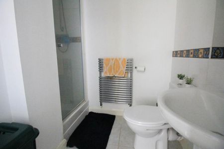 3 bedroom penthouse to rent - Photo 5