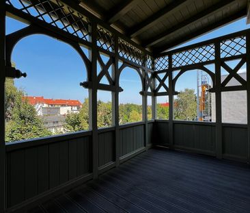 ERSTBEZUG - großzügige 4-Raum Altbauwohnung mit Veranda - Photo 1