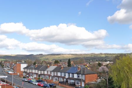 Prestbury Road, Cheltenham - Photo 2