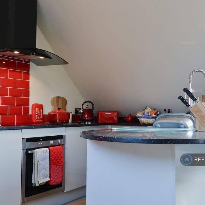 2 bedroom flat to rent - Photo 1