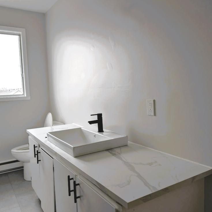 4 ½ rénové à louer | Lumineux | Stationnement + rangement | Valleyfield - Photo 1