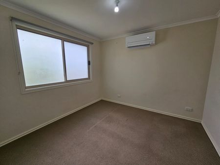 3/7 Holland Court, Oakleigh VIC 3166 - Townhouse For Rent | Domain - Photo 4