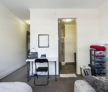 Location - Location - Photo 1