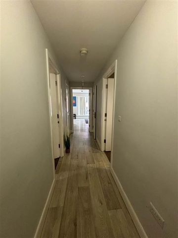 211 College Court Central, Belfast , BT1 6BF - Photo 3