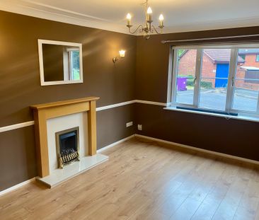 3 bedroom house to rent Kestrel Rise, Wolverhampton, WV6 - Photo 6