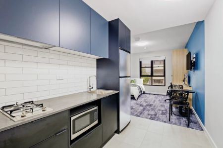 Deluxe Single Studio (Window) - Photo 3