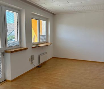 $-Zimmerwohnung mit Kamin und Terrasse - Foto 3