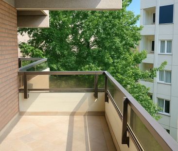 Studio for rent in Lugano, Switzerland - Photo 4