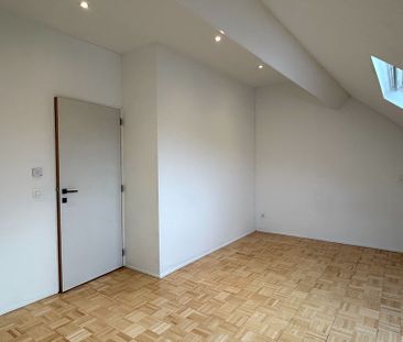 Appartement te huur in Roeselare voor € 750 met 2 slaapkamers - Photo 4