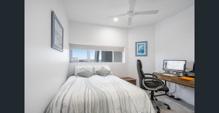 Waterfront Living at it's finest! - Photo 2