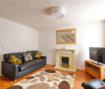 2 bedroom terraced house to rent - Photo 2