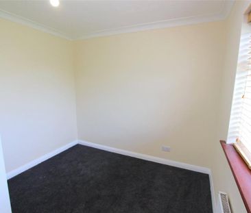 2 bedroom bungalow to rent - Photo 3