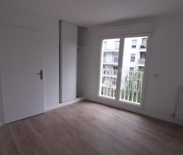 location Appartement T3 DE 60.7m² À ASNIERES - Photo 2
