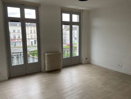Location Appartement 3 pièces 63m² CHATELLERAULT 86100 - Photo 4