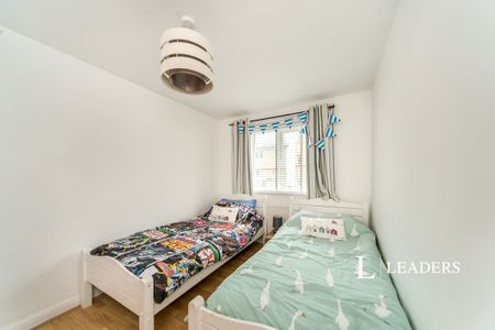 2 bedroom apartment to rent Bermuda Place, Sovereign Harbour, Eastbourne, East Sussex - Photo 5