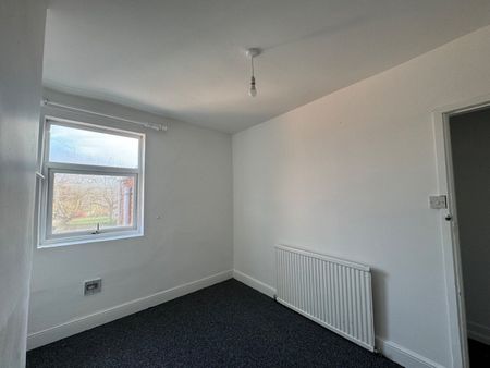 3 Bed Terraced House, Rolleston Street, LE5 - Photo 3